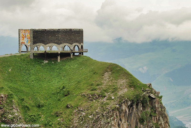 Russia–Georgia Friendship-Monument