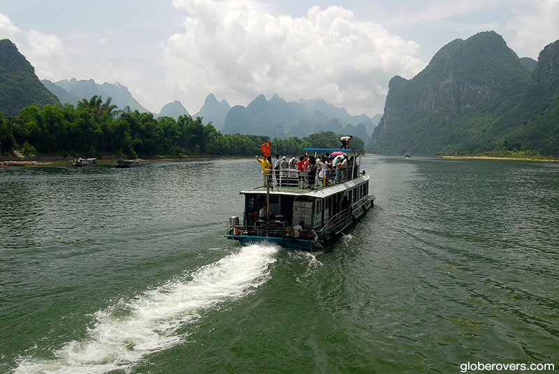 Boat Ride on the Li River between Guilin and Yangshuo, Guangxi, China