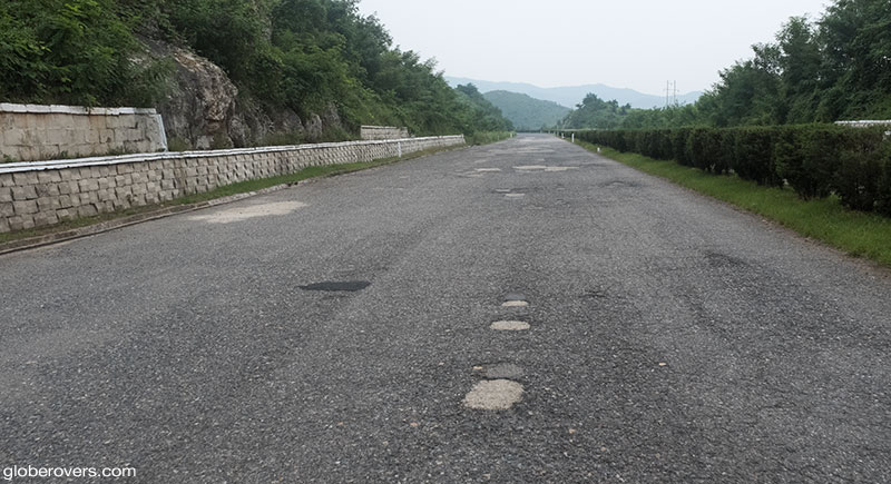 Wide and deserted road between Pyongyang and the South Korea border when it terminates.