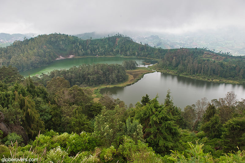 Telaga Warna (Colour changing lake), Dieng Plateau, Central Java, Indonesia