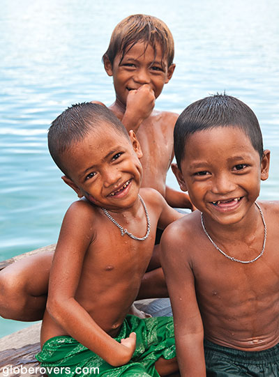 Moken boys swim since an early age