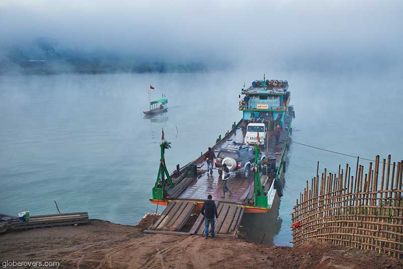 Crossing the Chindwin River, Nagaland, Myanmar