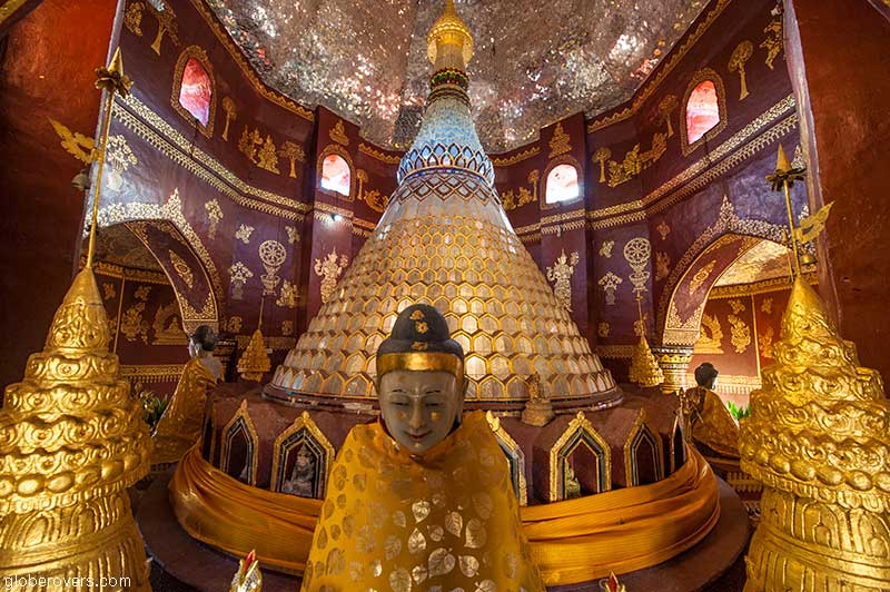 Ka Bar Aye War Peace Pagoda Monastery (in Shan: Pra Htard Zom Doi), Wan My Village east of Kengtung, Shan State, Myanmar