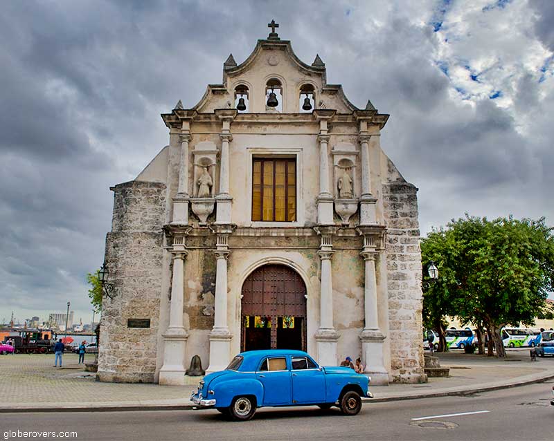 Vintage car in Old Havana (La Habana Vieja), Cuba