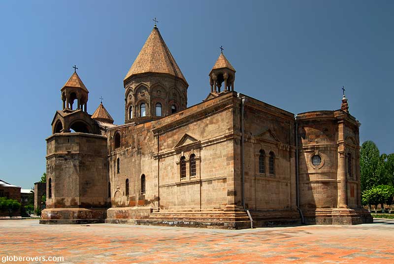Mayr Tachar Cathedral, Echmiadzin, Armenia
