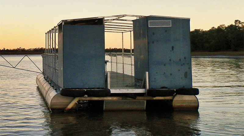 Australia-Pontoon-Loo