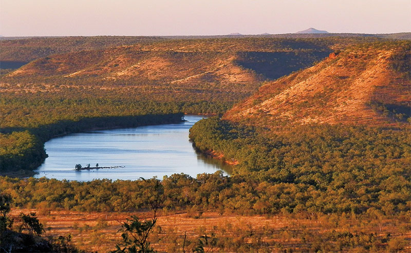 Australia-Victoria-River-Escarpment