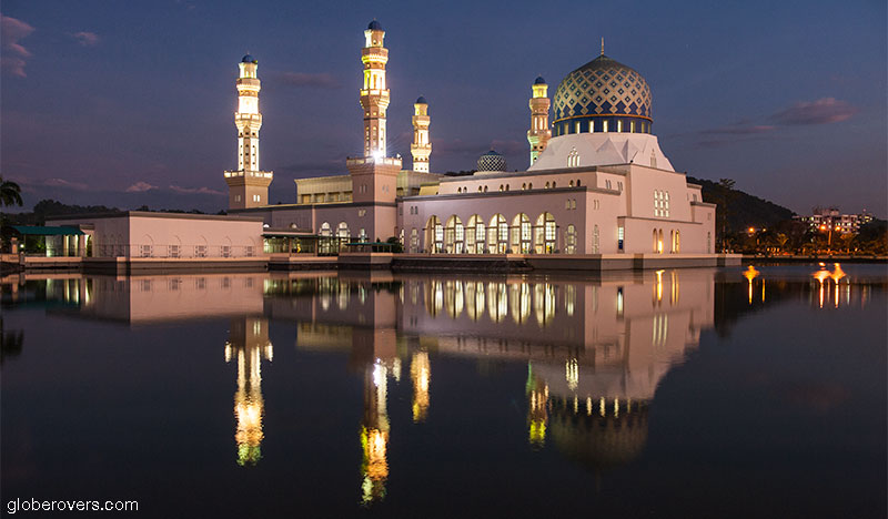 Likas Mosque (City Mosque), Kota Kinabalu, Sabah, Borneo Island