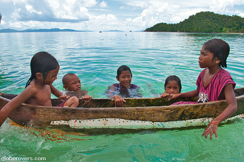 Myanmar-Moken Sea Gypsies kids