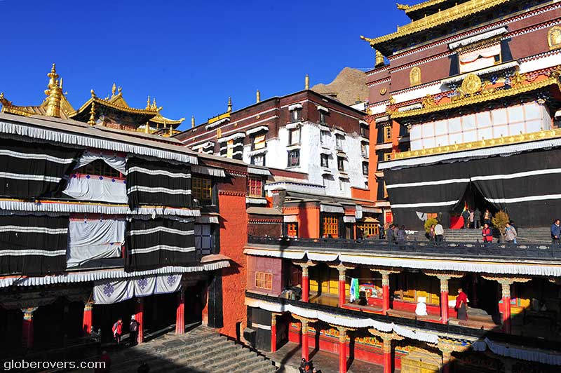 Tashi Lhunpo Monastery, Shigatse, TIBET