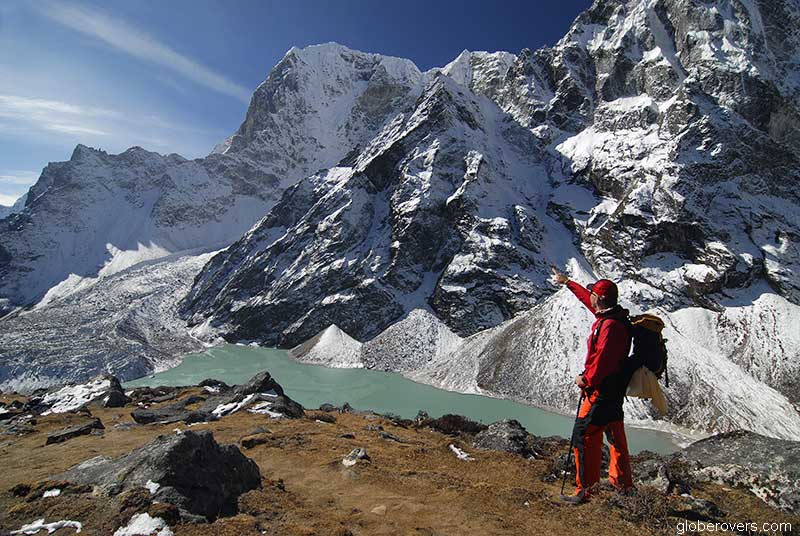 Chola Glacier to the left, south of Dzonglha, Nepal