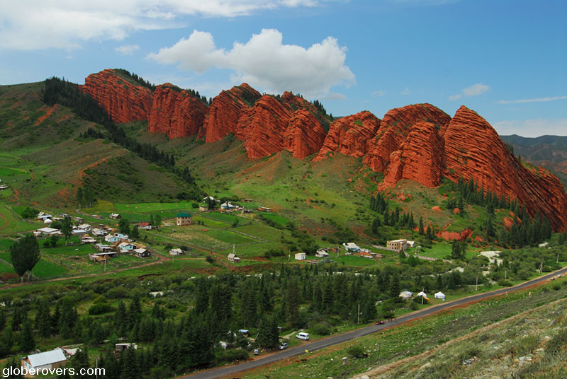 Seven Bulls Rocks near Jeti-Oguz or Jeti-Ögüz, Kyrgyzstan