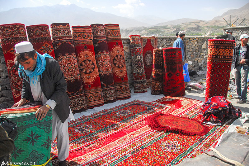 Saturday bazaar on the border of Tajikistan and Afghanistan outside town of Ishkashim, Tajikistan