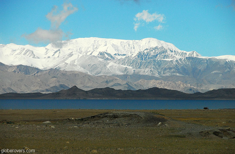 Tajikistan-mountains-Kara-Kul