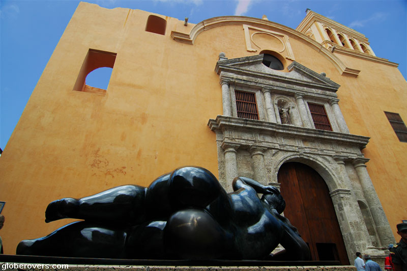 Botero sculpture in front of Church of Santa Domingo, Cartagena, Colombia