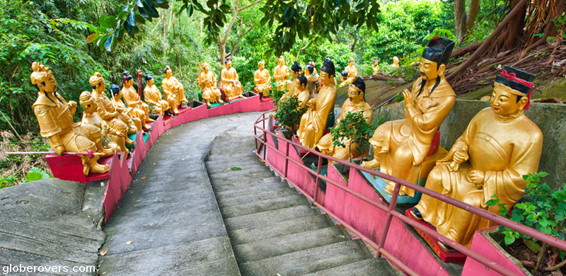 Hong Kong Ten Thousand Buddhas Monastery