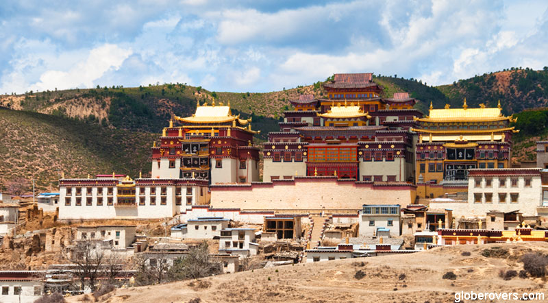 Songzhanlin Monastery, outside Shangrila, Yunnan China