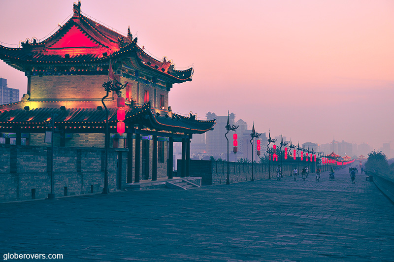 Views of and from the Xi'an City Wall, Xi'an, Shaanxi Province, CHINA