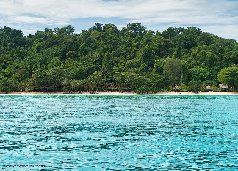 Mali Resort (L) and Kradan Island Resort (R), Koh Kradan. Thailand