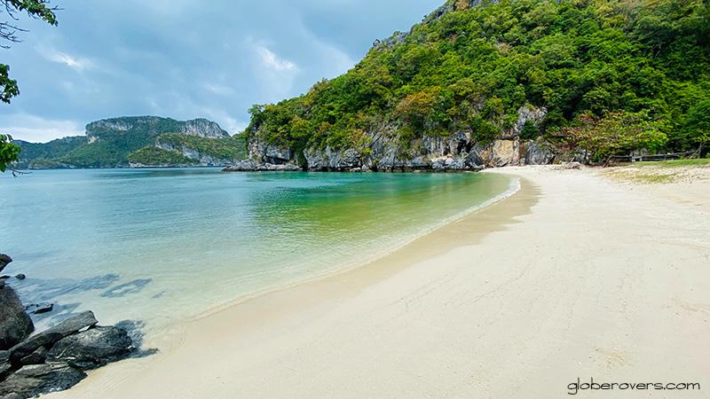 Secret Beach (Degree Bay), Ko Wua Ta Lap Island, Mu Ko Ang Thong National Park, Thailand