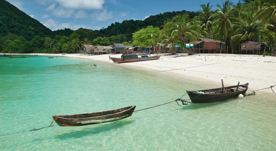 Myanmar Boulder Island moken village