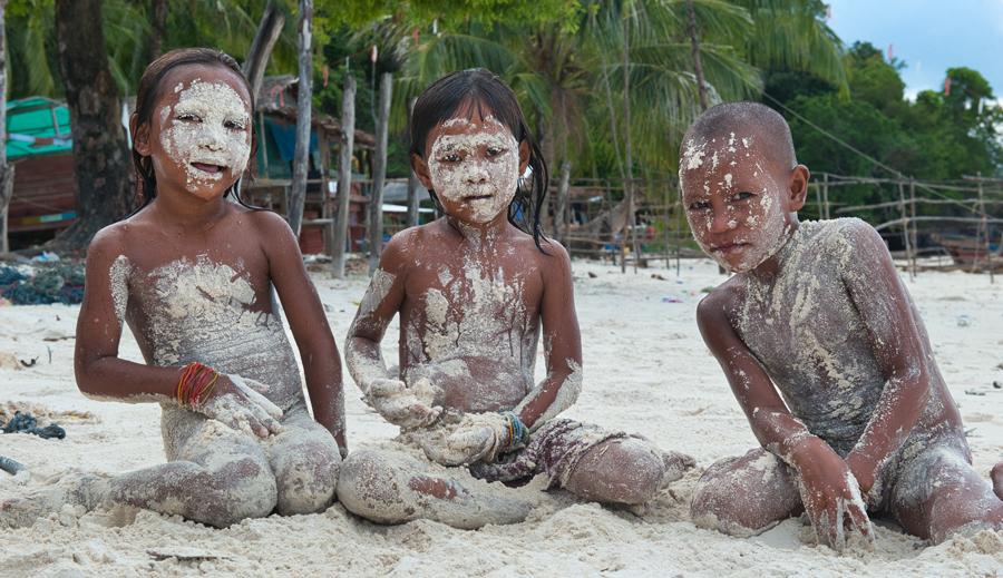 Myanmar Boulder Island moken